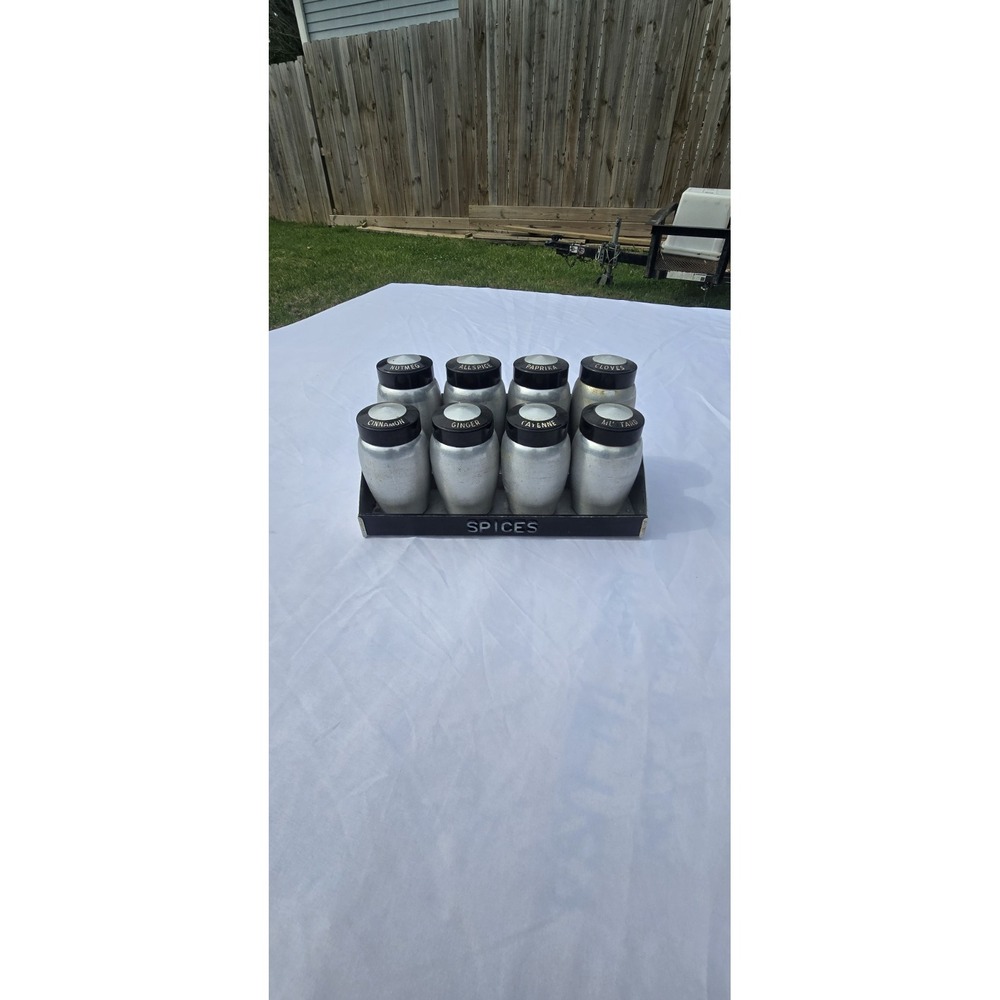Aluminium Spice Rack set of 8 shakers by Kormex